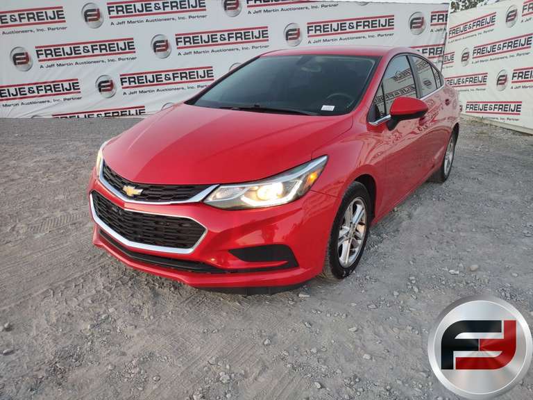 2018 CHEVROLET CRUZE VIN: 1G1BE5SM3J7107259 2WD