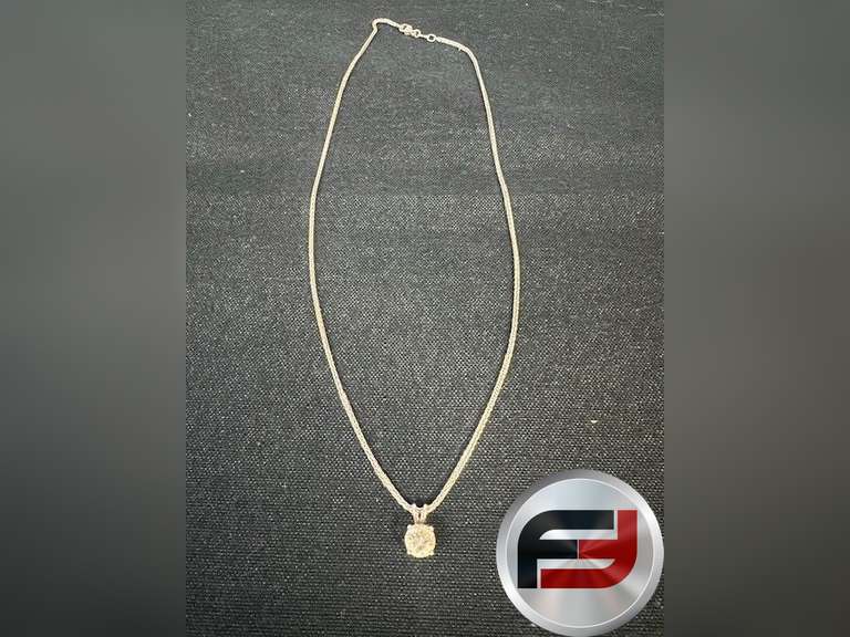 LADIES DIAMOND NECKLACE