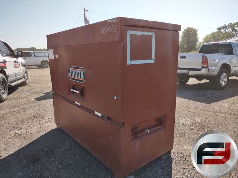 JOB BOX 6’ X 34” X 4’9”