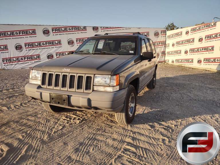 1998 JEEP GRAND CHEROKEE VIN: 1J4GZ58S6WC323963 4WD