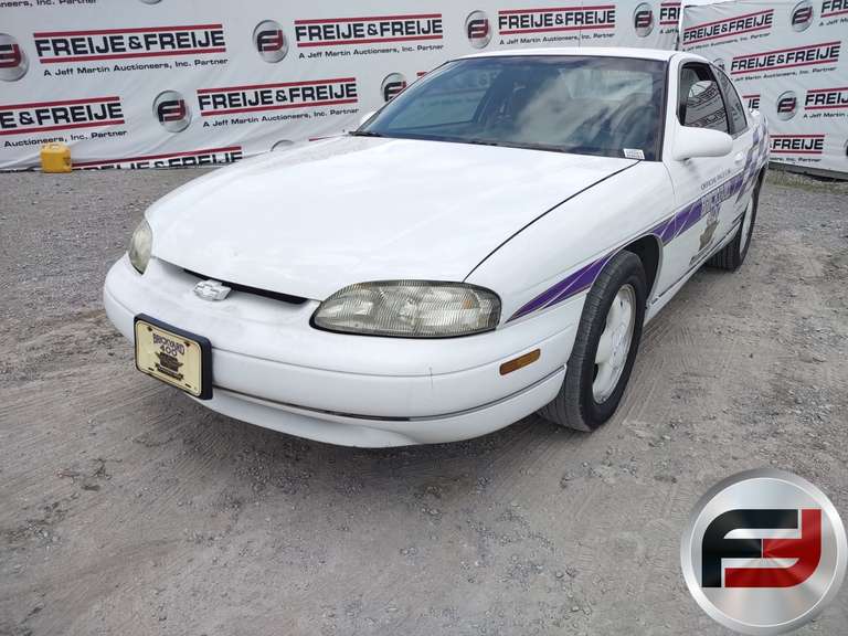 1995 CHEVROLET MONTE CARLO BRICKYARD 400 PACE CAR VIN: 2G1WX12X8S9119356