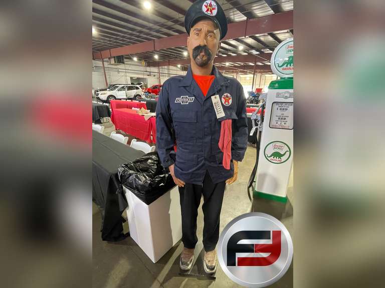 6' TEXACO TECH MANIKIN