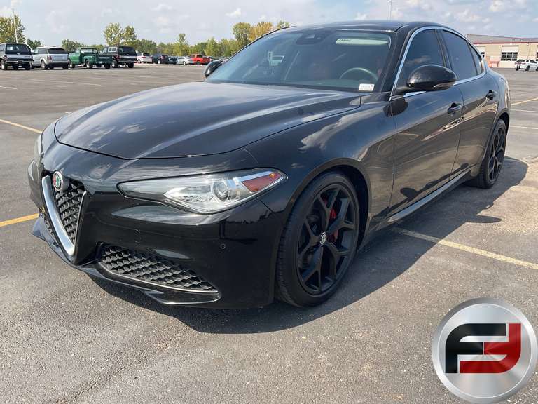 2019 ALFA ROMEO GIULIA (952) VIN: ZARFAMBN3K7602995 4-DOOR SEDAN