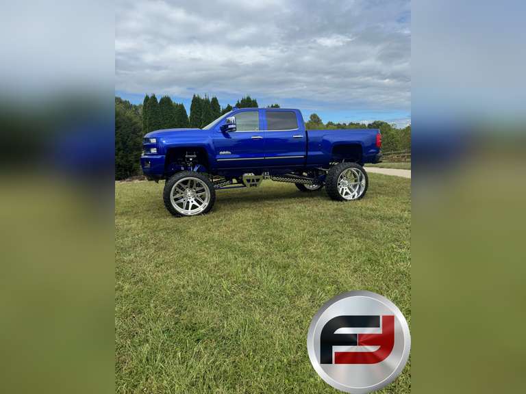 2015 CHEVROLET SILVERADO VIN: 1GC1KXE83FF564818