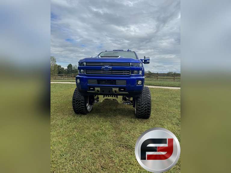 2015 CHEVROLET SILVERADO VIN: 1GC1KXE83FF564818