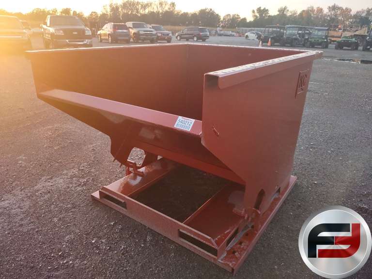 UNUSED KC STANDARD DUTY 2 CY CAPACITY DUMPING HOPPER