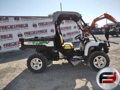 2016 JOHN DEERE 850XUV UTV SN: 1M0855DECGM112711