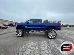 2015 CHEVROLET SILVERADO VIN: 1GC1KXE83FF564818