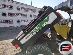 2016 JOHN DEERE 850XUV UTV SN: 1M0855DECGM112711