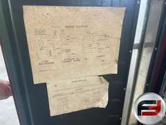 COCA-COLA VINTAGE BOTTLE MACHINE