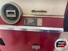 COCA-COLA VINTAGE BOTTLE MACHINE