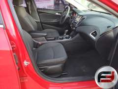 2018 CHEVROLET CRUZE VIN: 1G1BE5SM3J7107259 2WD