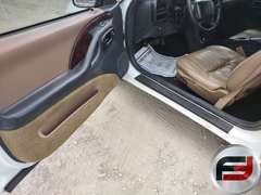 1995 CHEVROLET MONTE CARLO BRICKYARD 400 PACE CAR VIN: 2G1WX12X8S9119356