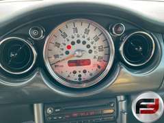 2006 MINI COOPER S CONVERTIBLE VIN: WMWRH33516TK59173