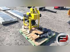 PIPE BENDING MACHINE WITH MUTIPLE SIZE DIES