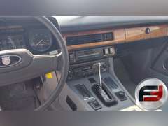 1988 JAGUAR XJS CONVERTIBLE VIN: SAJNV5847JC143475