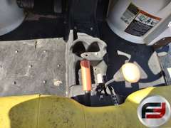 2016 JOHN DEERE 850XUV UTV SN: 1M0855DECGM112711