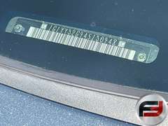 2004 CHEVROLET CORVETTE CONVERTIBLE VIN: 1G1YY32G945130948