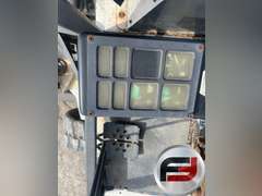 1994 BOBCAT X331 MINI EXCAVATOR SN: 511920316