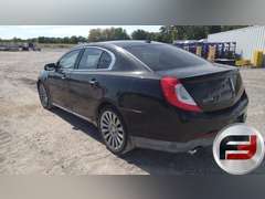 2013 LINCOLN MKS VIN: 1LNHL9DK9DG601944 FWD