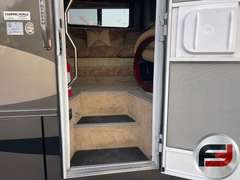 2006 FREIGHTLINER MC FRONT ENGINE MOTOR HOME CHASSIS VIN: 4UZACLBW86CX25573 MOTORHOME