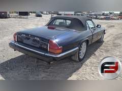 1988 JAGUAR XJS CONVERTIBLE VIN: SAJNV5847JC143475