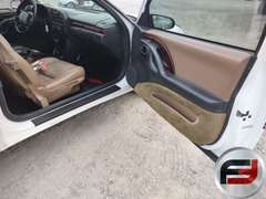 1995 CHEVROLET MONTE CARLO BRICKYARD 400 PACE CAR VIN: 2G1WX12X8S9119356