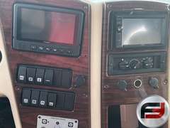 2006 FREIGHTLINER MC FRONT ENGINE MOTOR HOME CHASSIS VIN: 4UZACLBW86CX25573 MOTORHOME