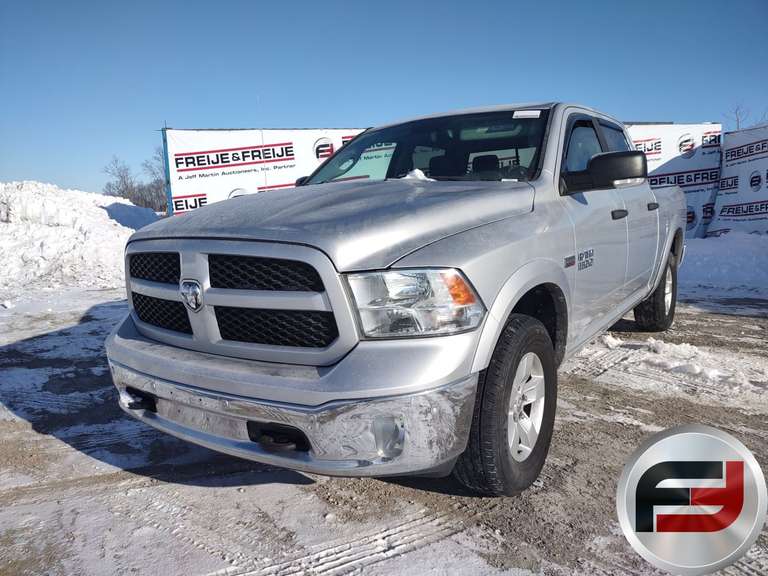 2014 RAM 1500 OUTDOORSMAN CREW CAB 4X4 PICKUP VIN: 1C6RR7LT2ES108330