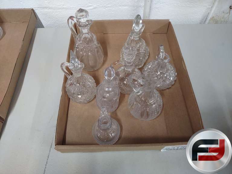 VINEGAR AND OIL DECANTERS, QTY OF 8