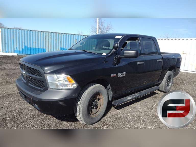 2016 RAM 1500 CREW CAB 4X4 PICKUP VIN: 1C6RR7XTXGS133800
