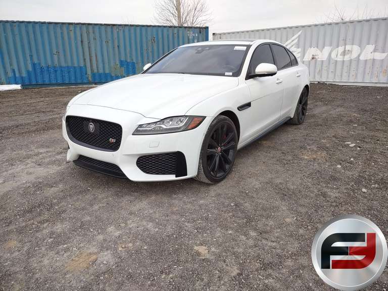 2018 JAGUAR XF VIN: SAJBM4FV2JCY55372 AWD