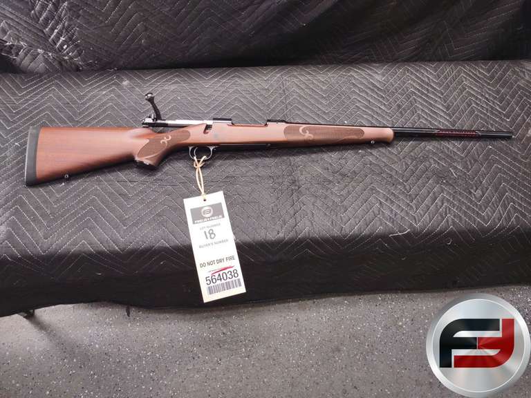 WINCHESTER REPEATING ARMS MODEL 70 30-06 SPRINGFIELD SN: 35GZR10403
