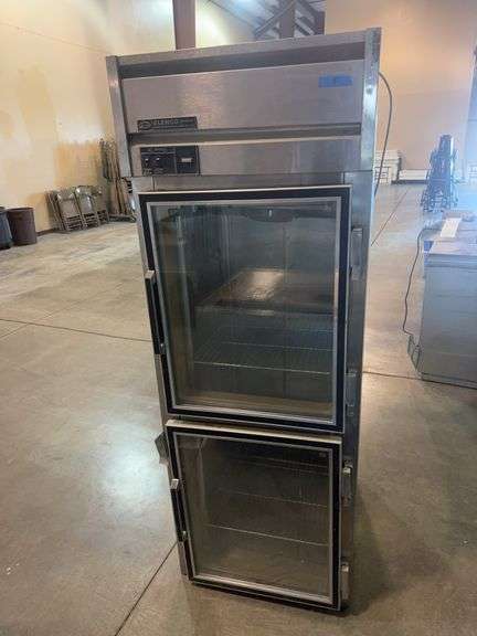 Glenco upright refrigerated Unit, unknown condition