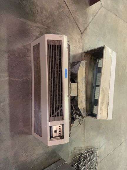 Window/wall heating/cooling Unit, unknown condition