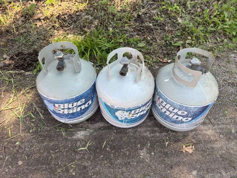 (3) 15# propane Tanks (empty)