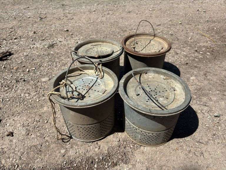 4 minnow bucket Inserts