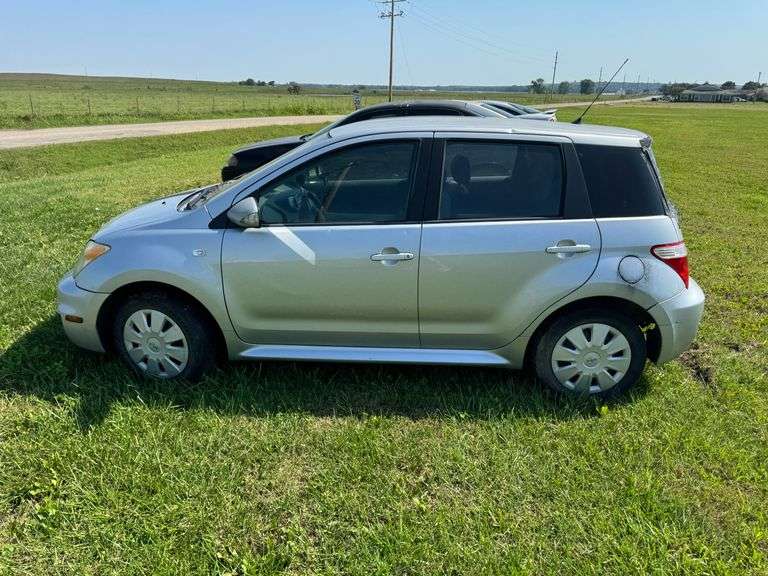 2006 Toyota Scion XA