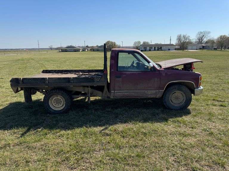 1989 Chevrolet Silverado flatbed PU