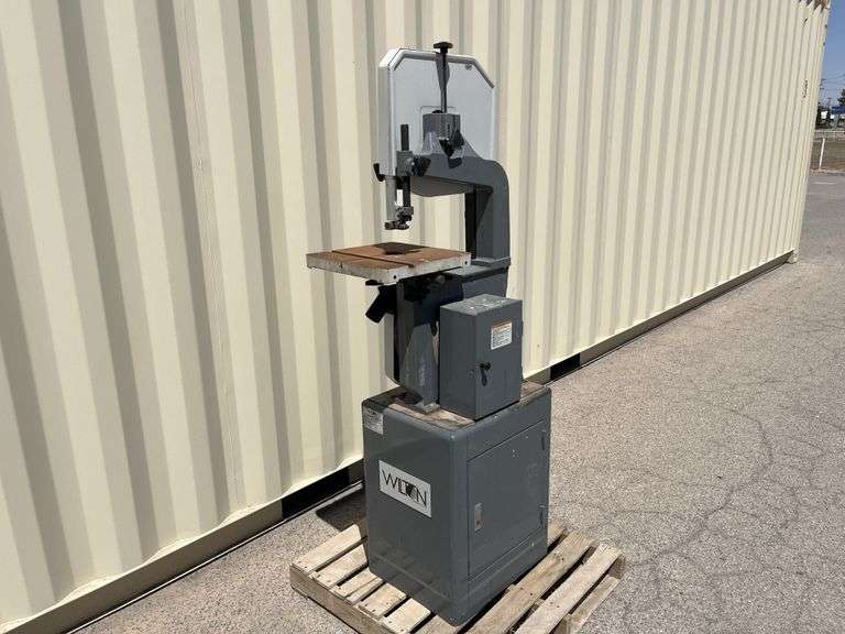 School Surplus- 14inch Wilton Bandsaw