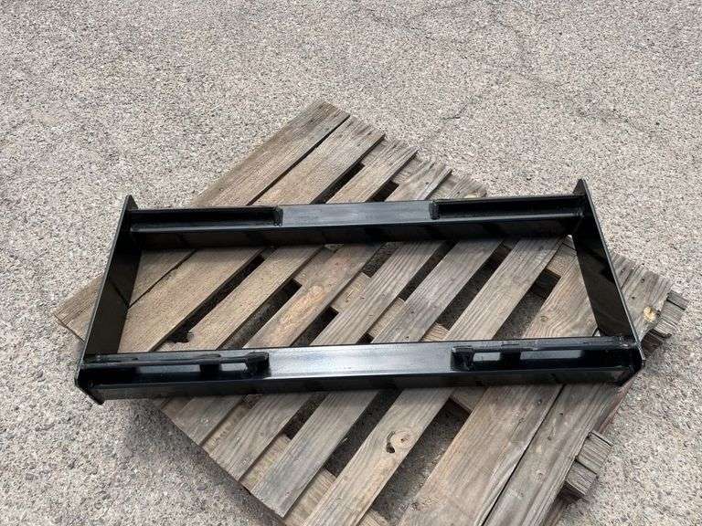 UNUSED SkidSteer/Tractor QuickAttach MountingFrame