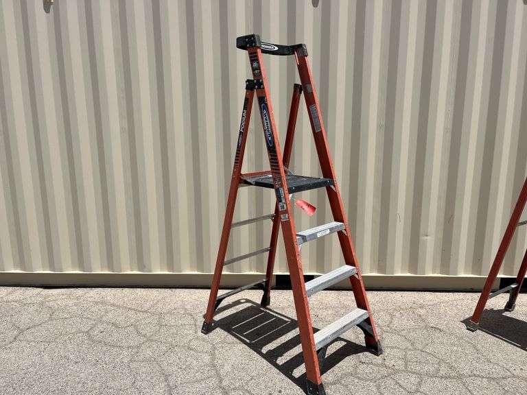 Werner 4FT Podium Ladder