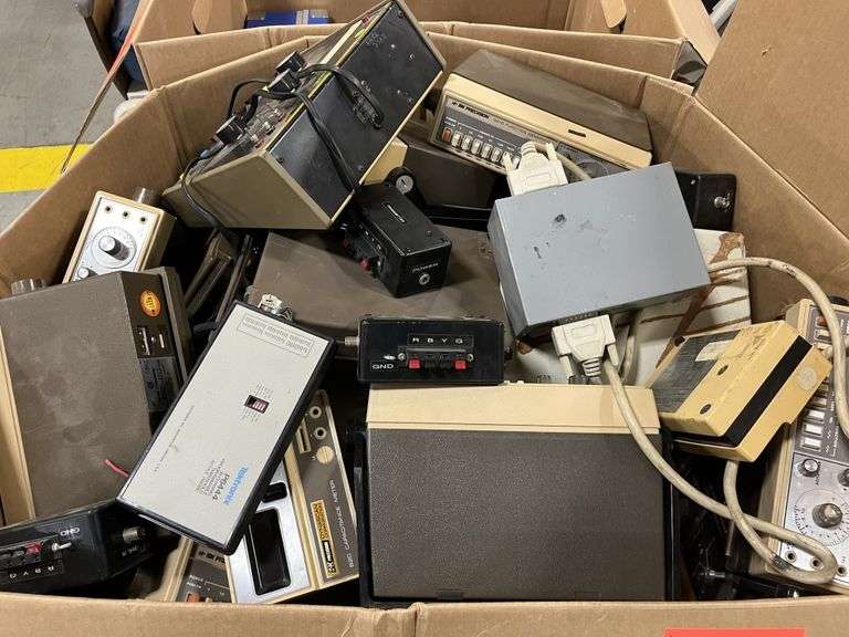 Box of Electronic Items
