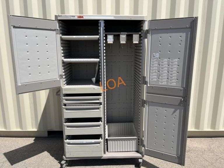 Metro Rolling Cabinet w/ Many Drawers / Shelves
