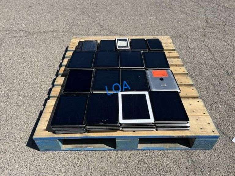 School Surplus- Aprx(125)pc Apple iPads