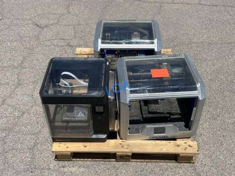 School Surplus- (3)pc of 3D Printer Machines