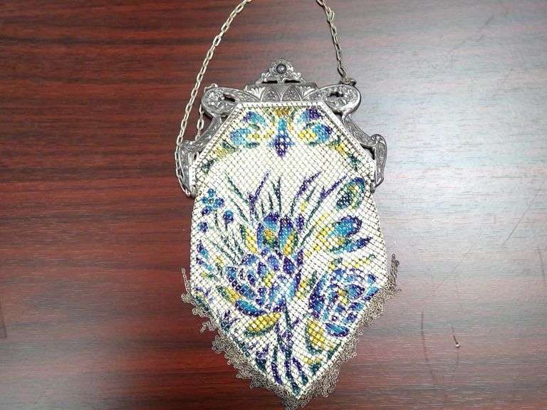 VINTAGE MANDALIAN ENAMELED MESH PURSE