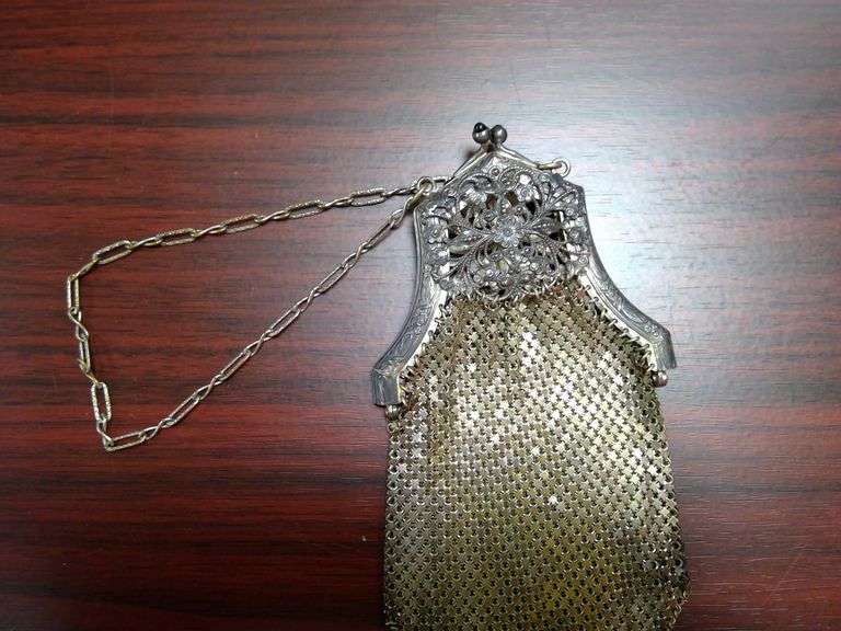 VINTAGE MANDALIAN MESH PURSE