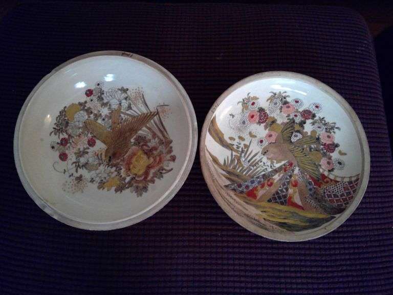 Intricately painted Asian Themed Bowl