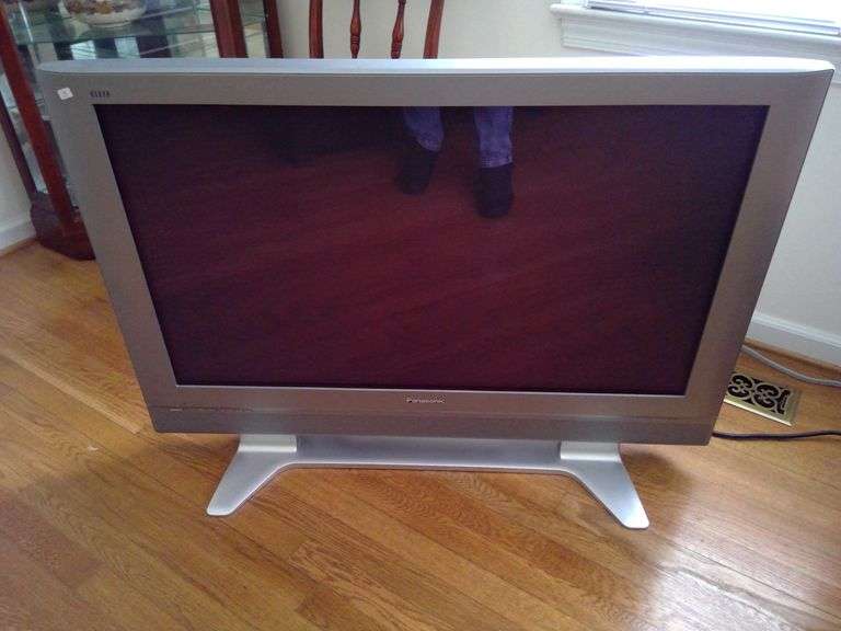 42" Panasonic Viera Plasma TV